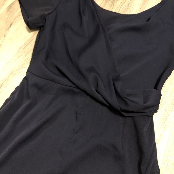 Tobi- Low V back dress - Picture 2 of 2